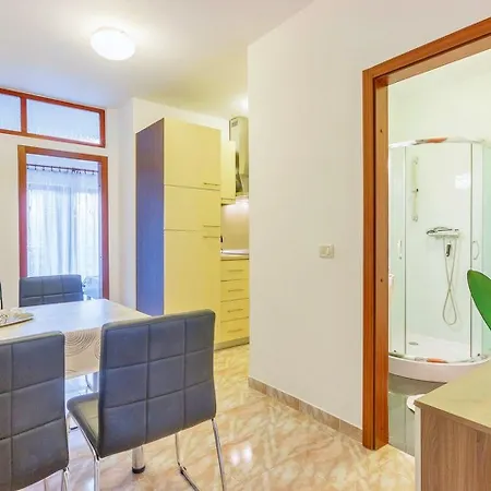 Apartment Miljenko Pula